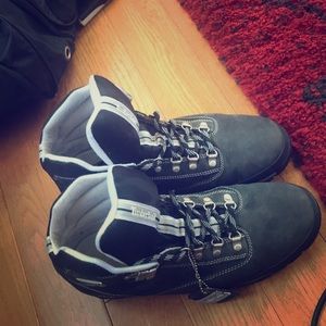 Classic 90’s Timberland Boots